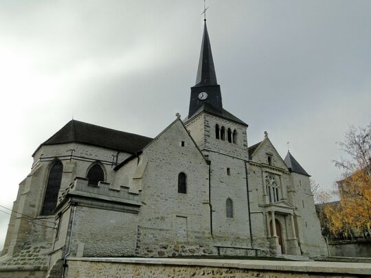 Eglise de Saint Erme ville à Saint-Erme-Outre et Ramecourt